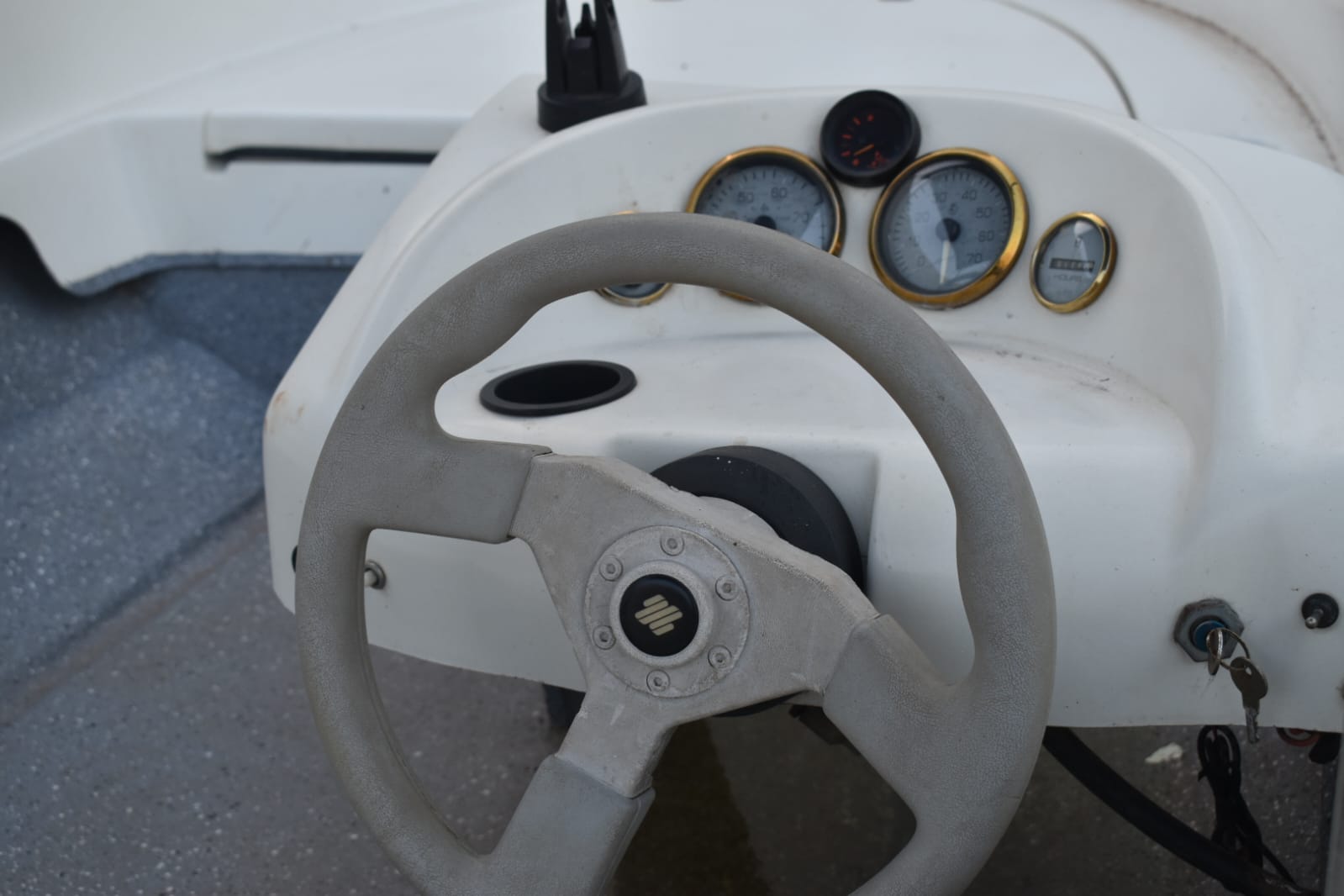 Lancha Yamaha 40 HP Año 2020 – Excelente estado - Imagen 7